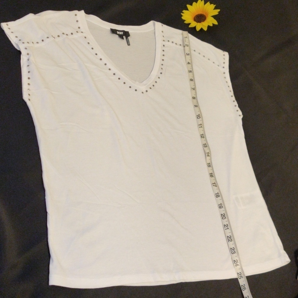 DKNY Lightweight Sleeveless V-neck studded top. - Picture 9 of 9